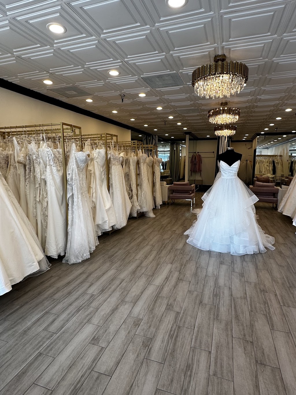 Hanna Bridal | 864 N Diamond Bar Blvd, Diamond Bar, CA 91765, USA | Phone: (909) 282-6915