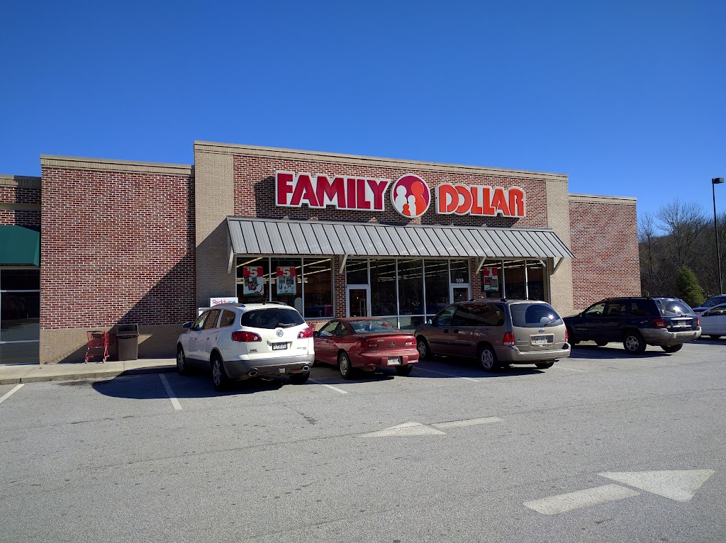 Family Dollar | 2005 West St #16, Newnan, GA 30263, USA | Phone: (678) 633-6512