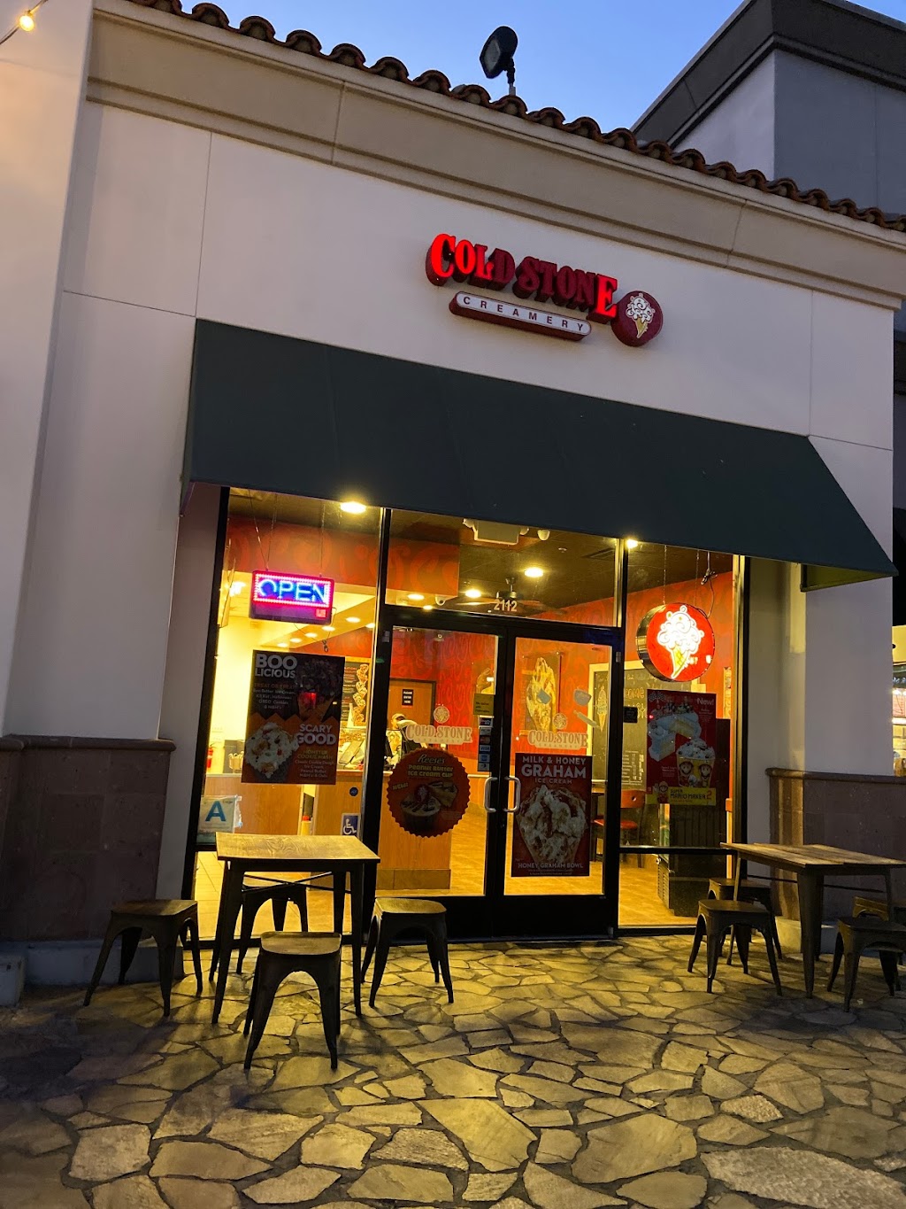 Cold Stone Creamery | 2112 E Florence Ave, Walnut Park, CA 90255 | Phone: (323) 585-8796