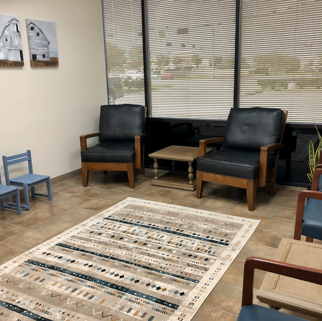 Careprime Clinic - Primary Care & Family Medicine Clinic | 15030 Hwy 6, Rosharon, TX 77583 | Phone: (832) 400-2050