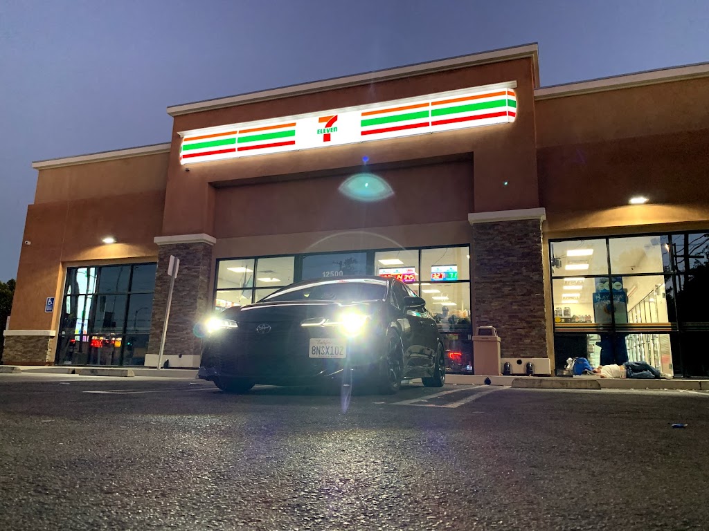 7-Eleven | 12500 Roscoe Blvd, Sun Valley, CA 91352 | Phone: (747) 201-1752