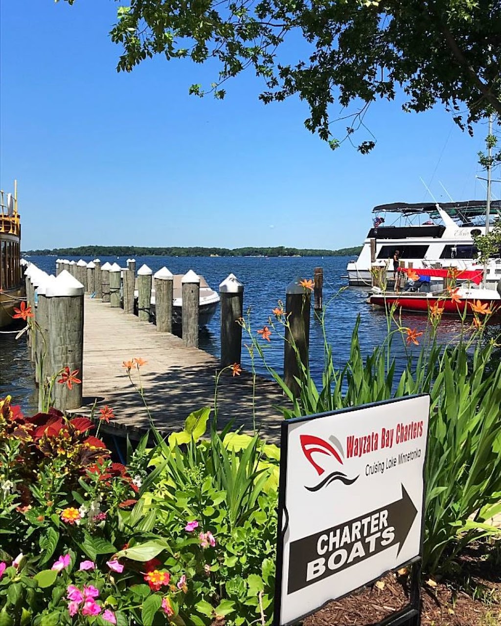 Wayzata Bay Charter Cruises on Lake Minnetonka | 4 Water St, Excelsior, MN 55331, USA | Phone: (952) 451-9001