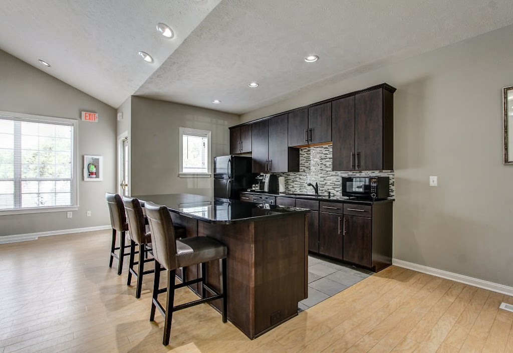 Spruce Run Apartments | 13290 Spruce Run Dr, North Royalton, OH 44133, USA | Phone: (440) 582-7500