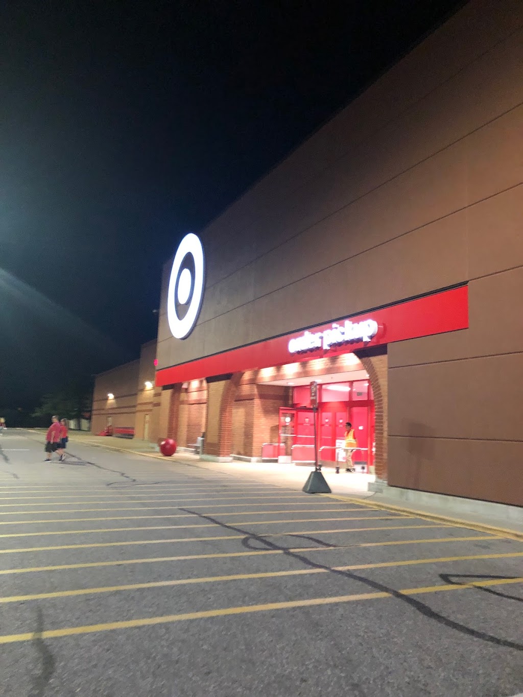 Target | 6241 Mid Rivers Mall Dr, St Peters, MO 63304, USA | Phone: (636) 939-9433