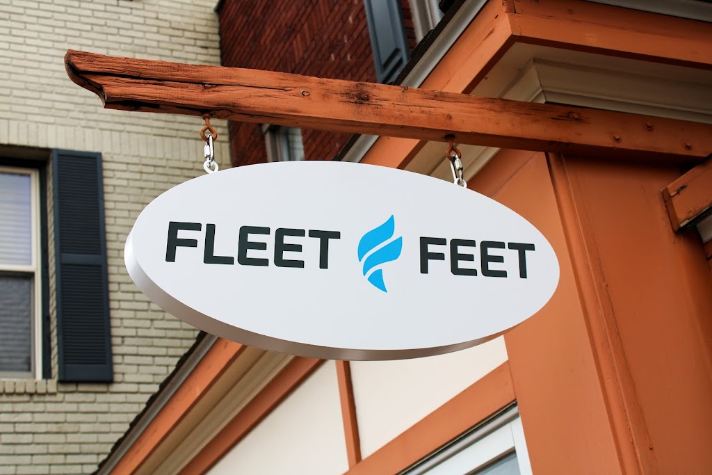 Fleet Feet Cincinnati - Glendale | 267 E Sharon Rd, Glendale, OH 45246, USA | Phone: (513) 772-7999