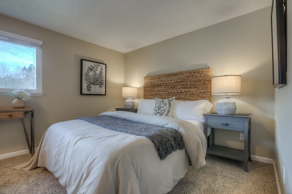 Regatta Apartments | 1145 S 216th St, Des Moines, WA 98198, USA | Phone: (833) 859-4238