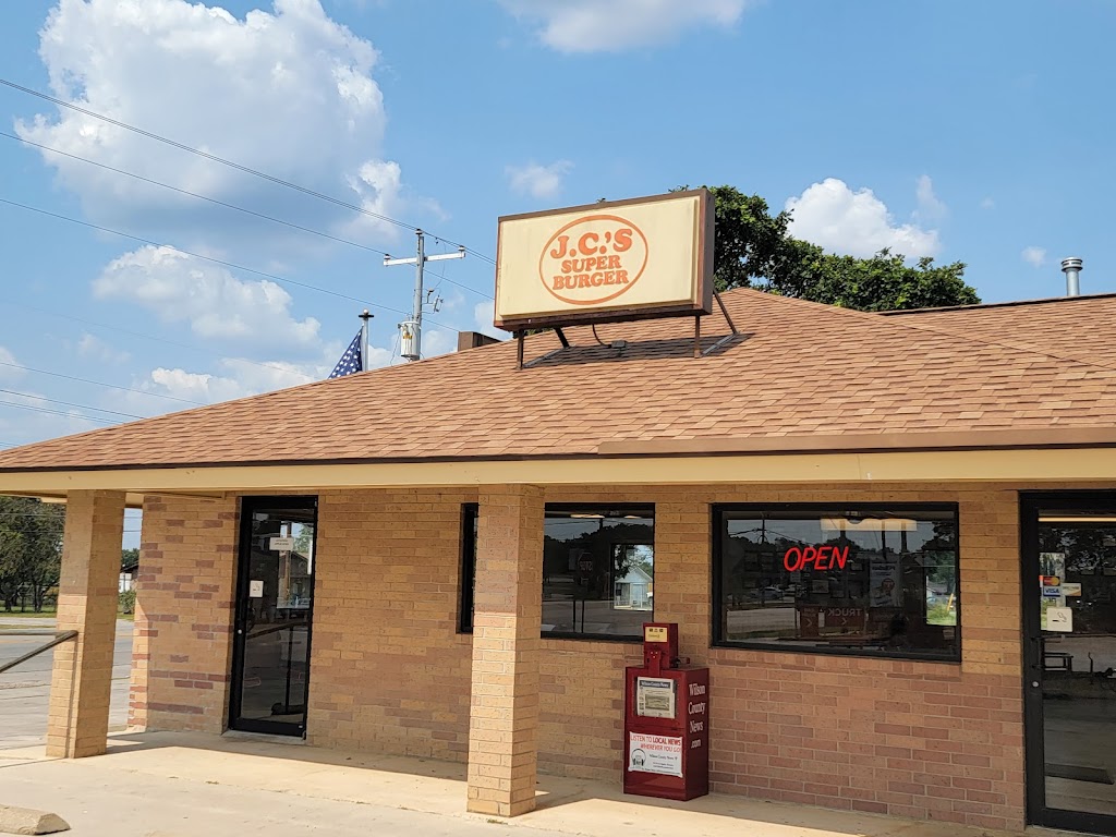 JCs Super Burger | 1804 Standish St, Floresville, TX 78114, USA | Phone: (830) 393-7949