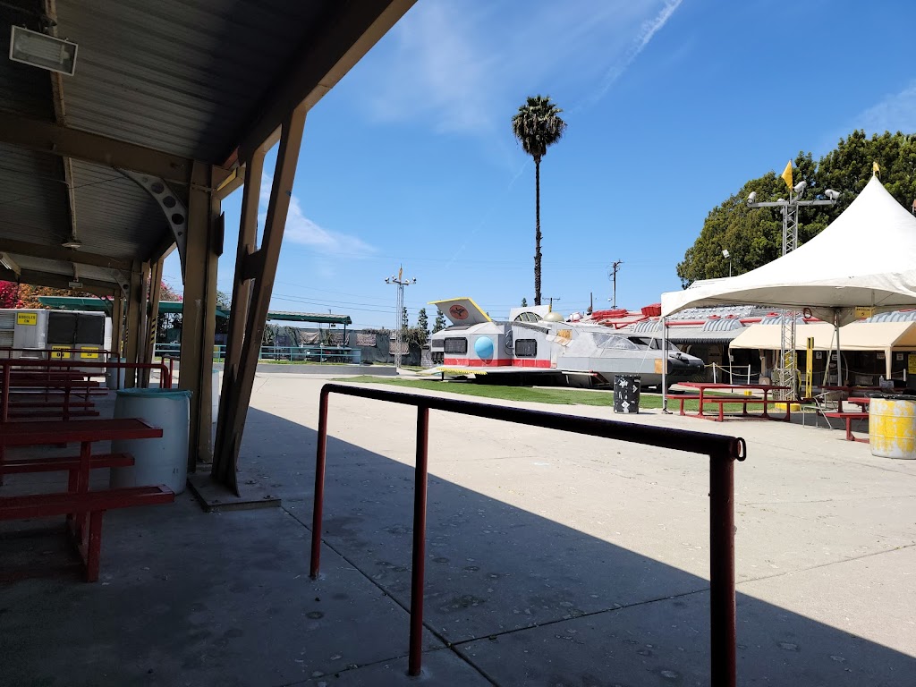 Hollywood Sports | 9030 Somerset Blvd, Bellflower, CA 90706, USA | Phone: (562) 867-9600