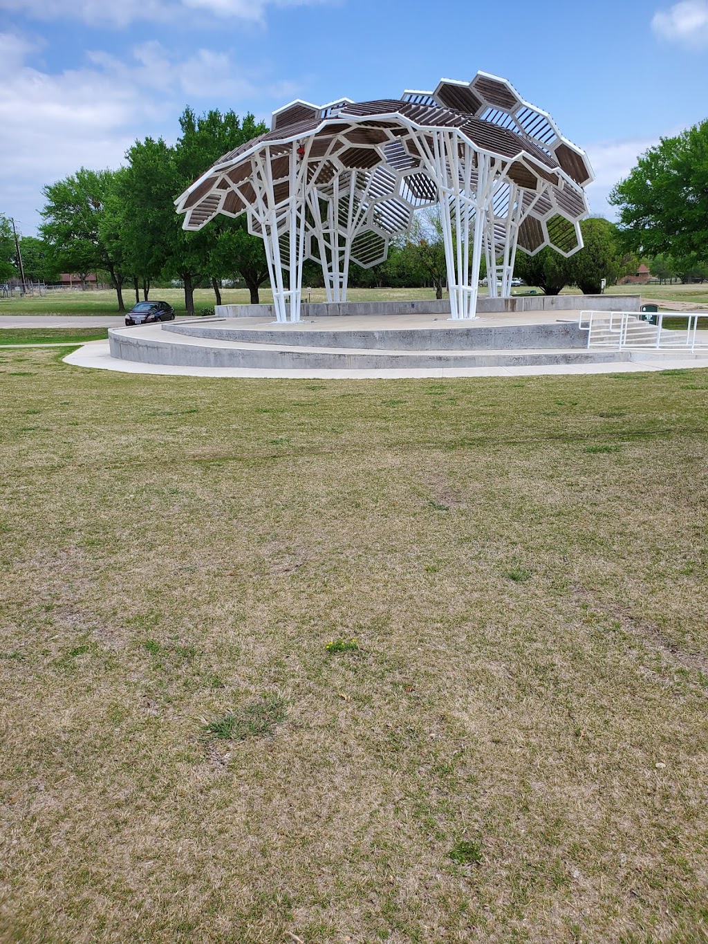 Gene L Voyles Park | 210 Hudson Oaks Dr, Hudson Oaks, TX 76087, USA | Phone: (682) 229-2400