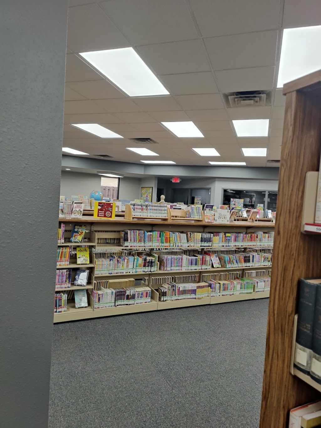 Kingfisher Memorial Library | 505 W Will Rogers Dr, Kingfisher, OK 73750, USA | Phone: (405) 375-3384