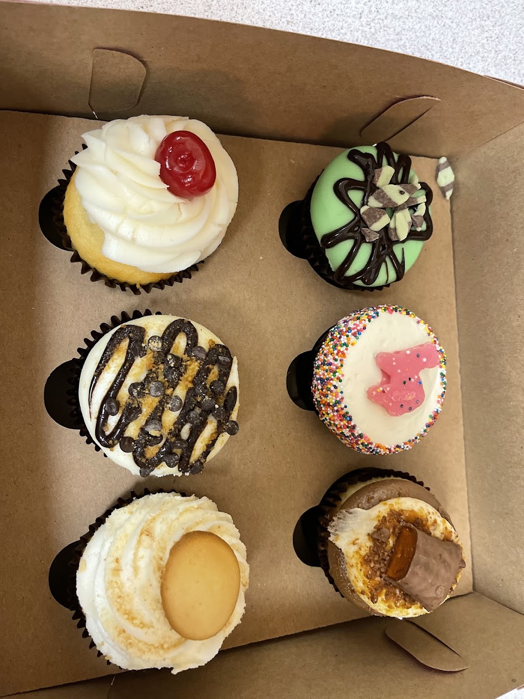 Sweet Daddy Cupcakes- Gilbert | 1034 N Gilbert Rd Unit 2, Gilbert, AZ 85234, USA | Phone: (480) 686-9071