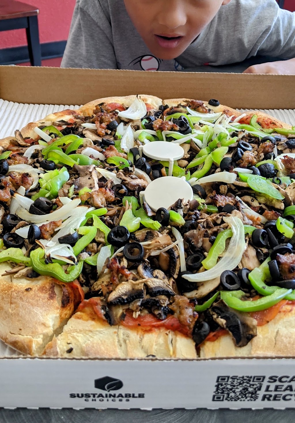 Atomic Pizza | 1111 W Whittier Blvd, La Habra, CA 90631, USA | Phone: (562) 691-3000