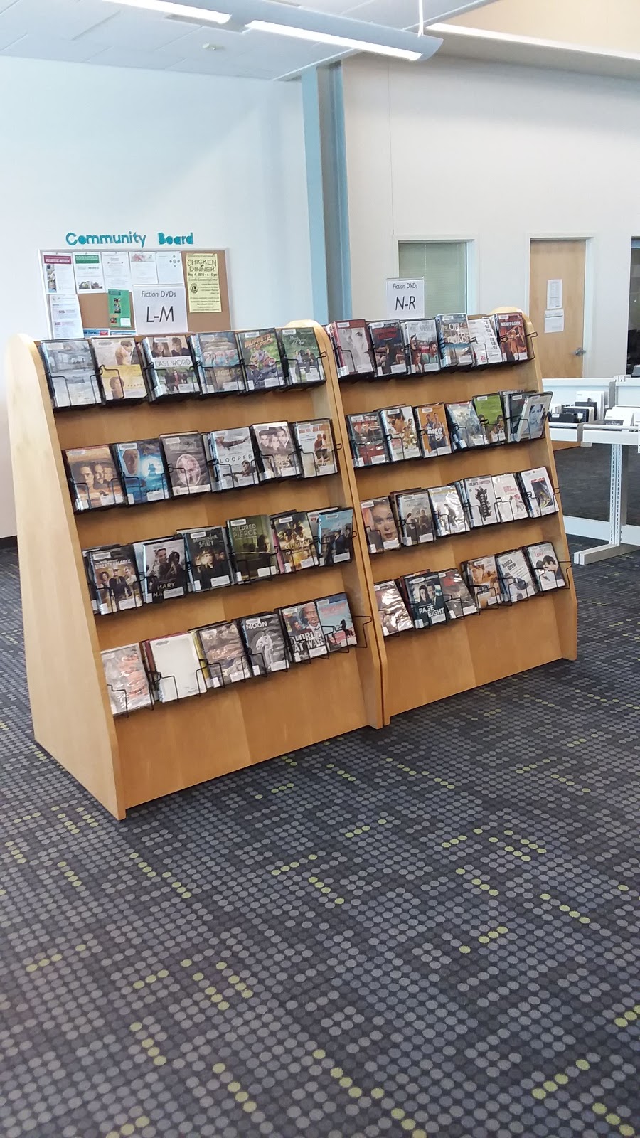 Hardwood Creek Library | 19955 Forest Rd N, Forest Lake, MN 55025, USA | Phone: (651) 275-7300