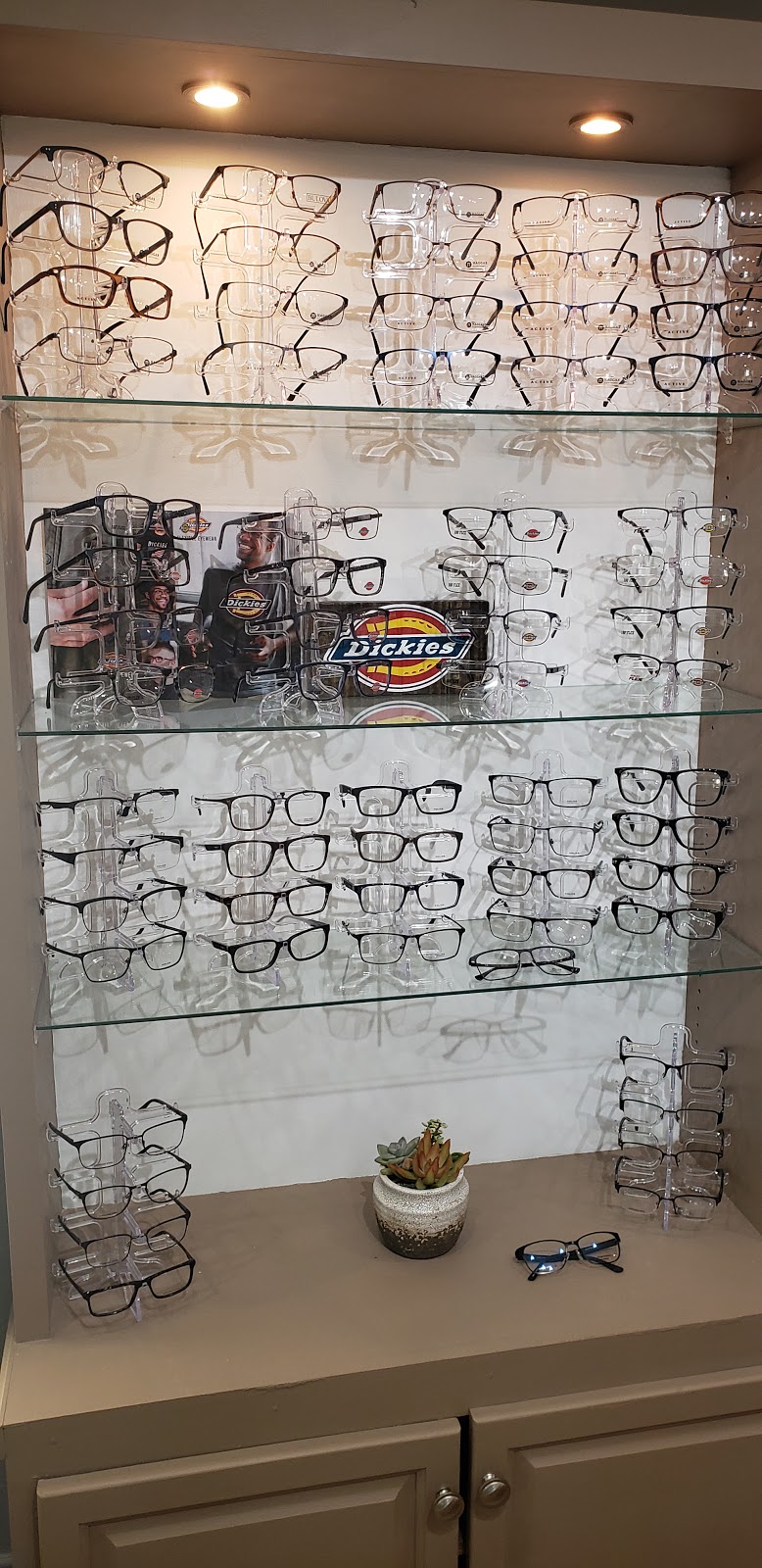 Prime optical | 660 W Valley Blvd, Colton, CA 92324, USA | Phone: (909) 888-8700