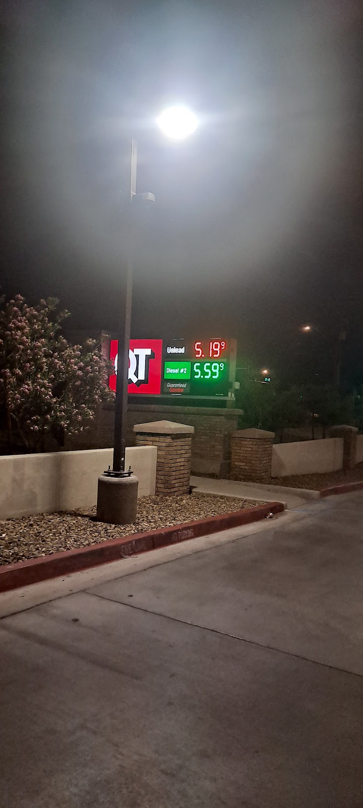 QuikTrip | 3510 W Happy Valley Rd, Glendale, AZ 85310, USA | Phone: (480) 606-5694