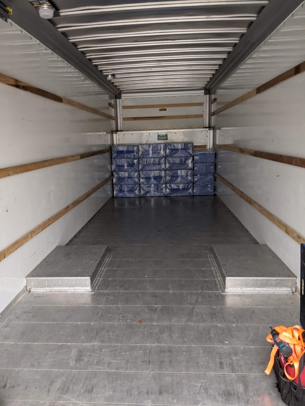 Bens Moving St. Catharines | 80 King St, St. Catharines, ON L2R 7L4, Canada | Phone: (289) 990-1120