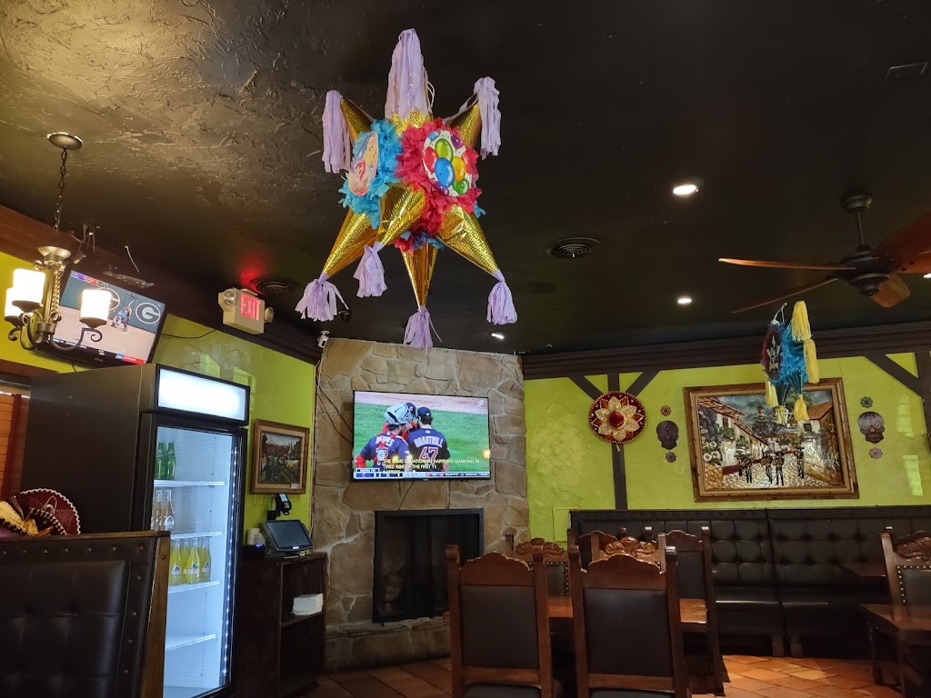 Las Cazueles Mexican Restaurant | 445 Avon Belden Rd, Avon Lake, OH 44012, USA | Phone: (440) 930-4910