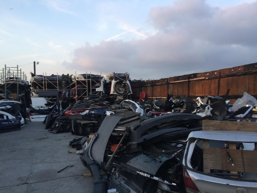 Titos Auto Dismantler & Used Parts Inc | 1801 E I St #4725, Wilmington, CA 90744, USA | Phone: (310) 549-0394