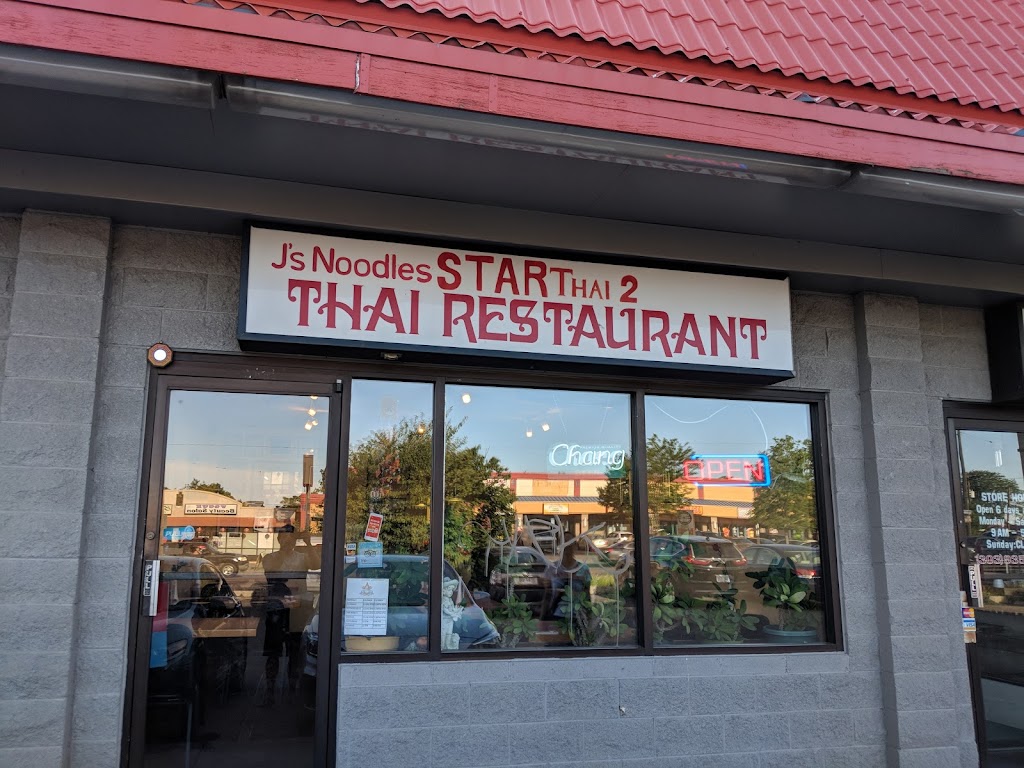 Js Noodles Star Thai | 945 S Federal Blvd E, Denver, CO 80219, USA | Phone: (303) 922-5495