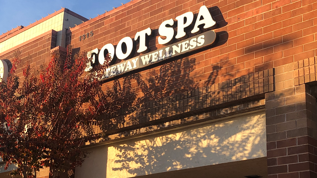 Vip foot spa | 1315 Gateway Blvd #D3, Fairfield, CA 94533, USA | Phone: (707) 399-8888