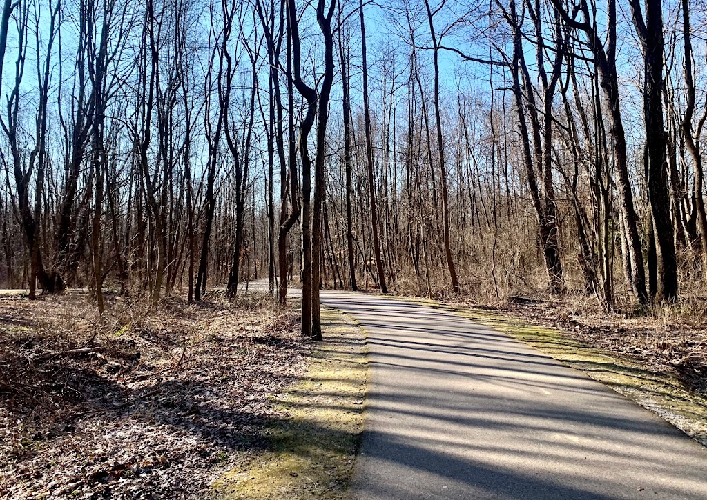 Overlook Trailhead | Ohio & Erie Canal Towpath Trail, Akron, OH 44310, USA | Phone: (330) 867-5511