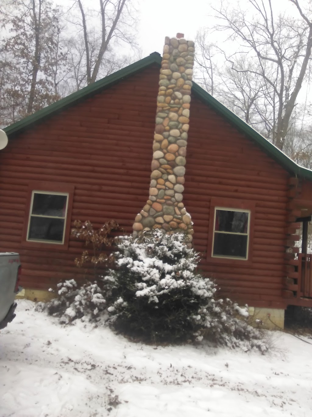 Pleasant Valley Cabins Hocking Hills Cabins | 14119 Pleasant Valley Rd, Logan, OH 43138 | Phone: (740) 279-6654