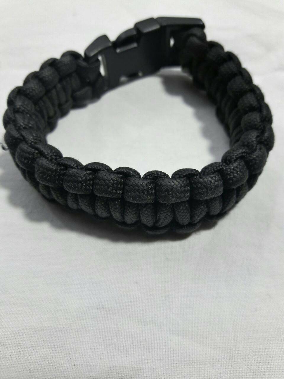 IceCove Paracord Creations | 321 Tara Ave, Cottage Hills, IL 62018 | Phone: (314) 643-6829