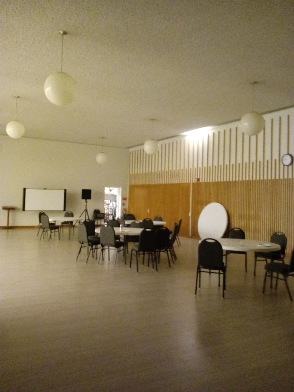 Birmingham Unitarian Church | 38651 Woodward Ave, Bloomfield Hills, MI 48304, USA | Phone: (248) 647-2380