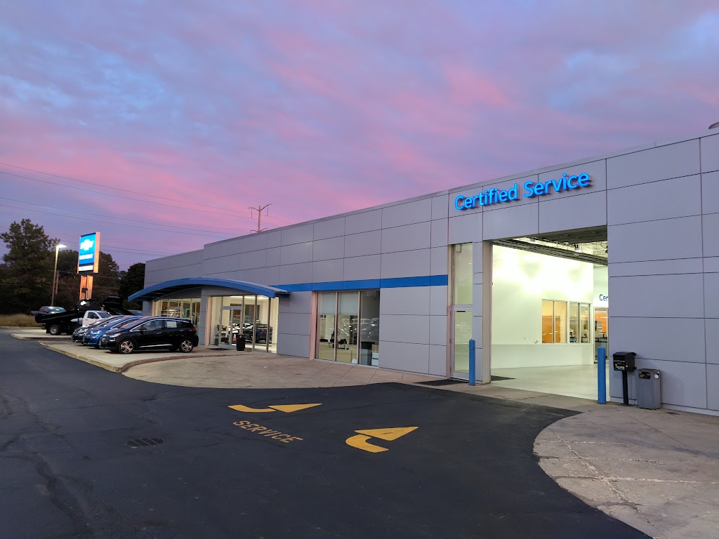 The Chevrolet Exchange | 1 Sherwood Terrace, Lake Bluff, IL 60044, USA | Phone: (847) 615-1111