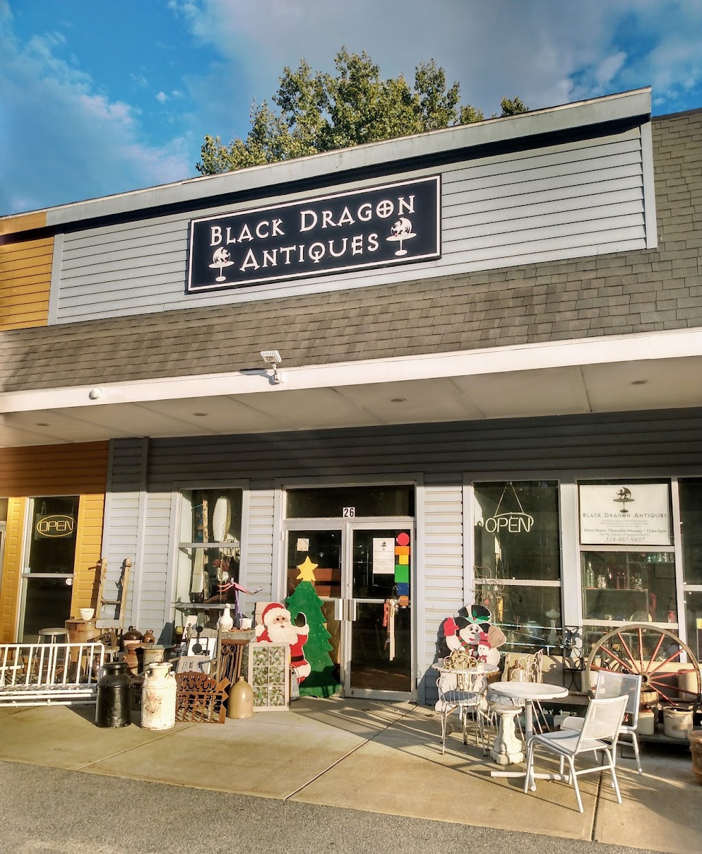 Black Dragon Antiques | 2100 Doubleday Ave, Ballston Spa, NY 12020, USA | Phone: (518) 867-9937