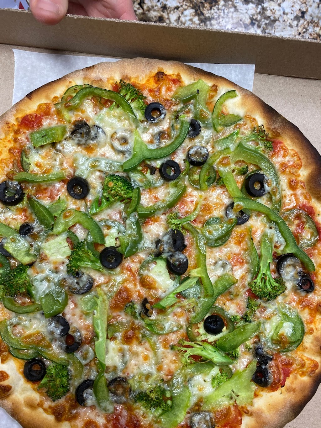 Francos Pizza | 170 Talmadge Rd, Edison, NJ 08817, USA | Phone: (732) 248-2484