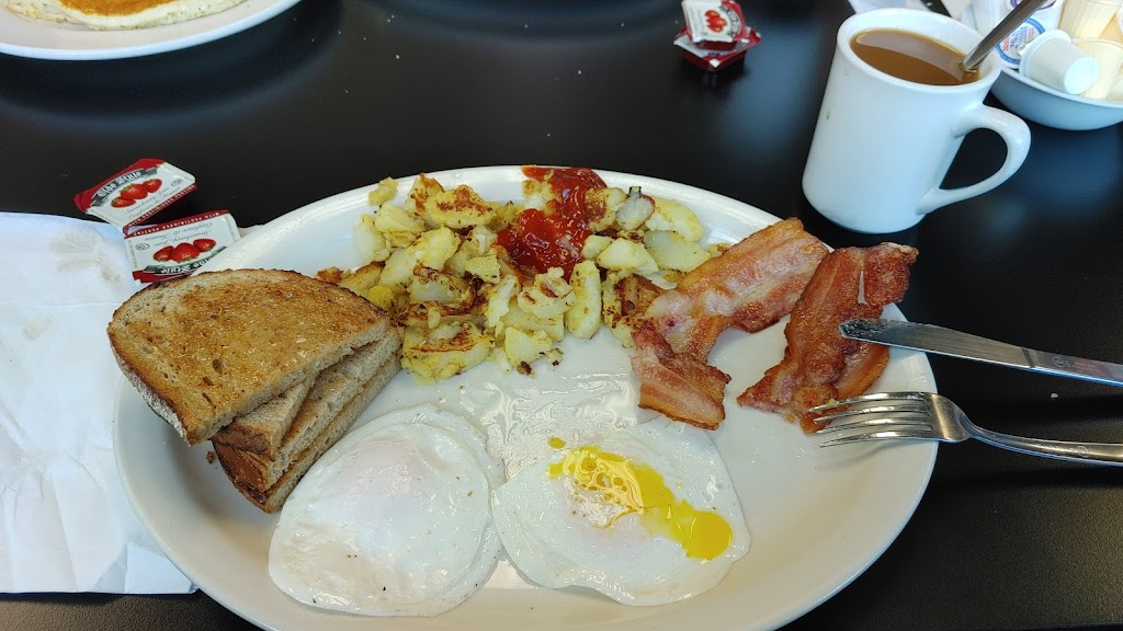 Benedicts Breakfast | 623 King St, Welland, ON L3B 3L4, Canada | Phone: (905) 788-3337