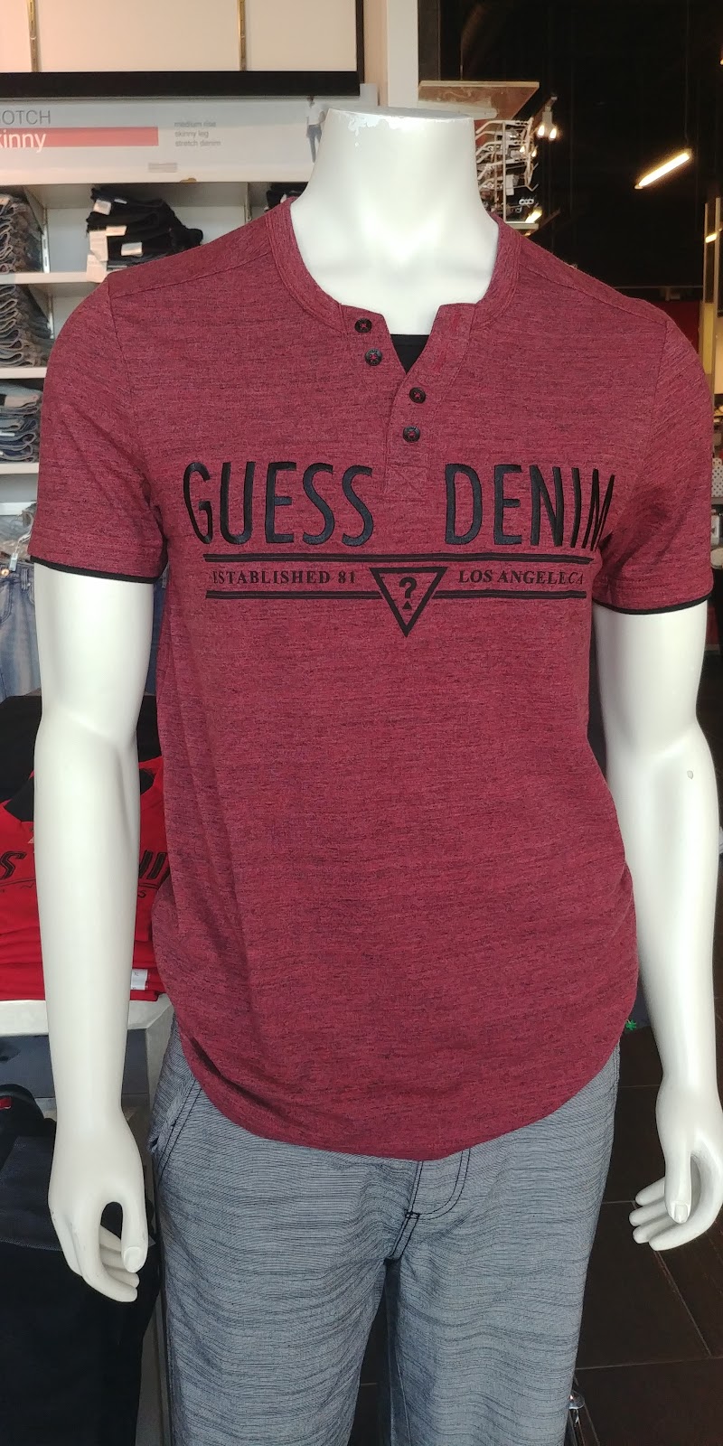 GUESS Factory | 1555 Talbot Rd Unit 150 - 160, Windsor, ON N9H 2N2, Canada | Phone: (519) 250-5119