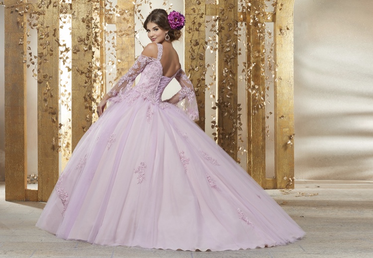 Quinceañeras Forever | 8021 N 43rd Ave Unit 9, Phoenix, AZ 85051, USA | Phone: (480) 547-5141