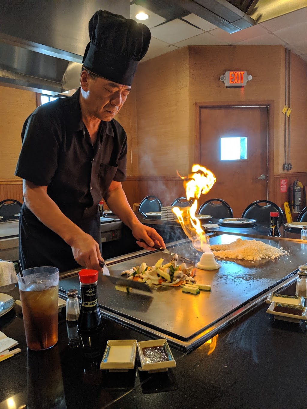 Sai Gai Japanese Steak House & Sushi Bar | 7521 Granby St, Norfolk, VA 23505 | Phone: (757) 423-1000