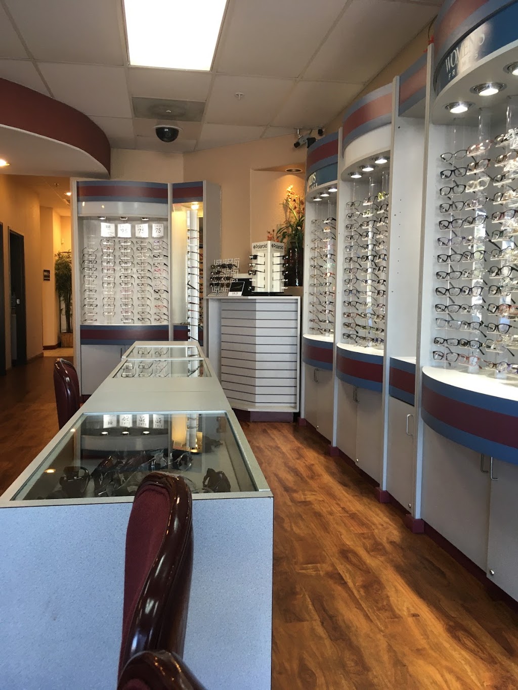 Lien Nguyen, OD - Modern Optometric Eyecare | 400 E Kettleman Ln #18, Lodi, CA 95240, USA | Phone: (209) 333-2221