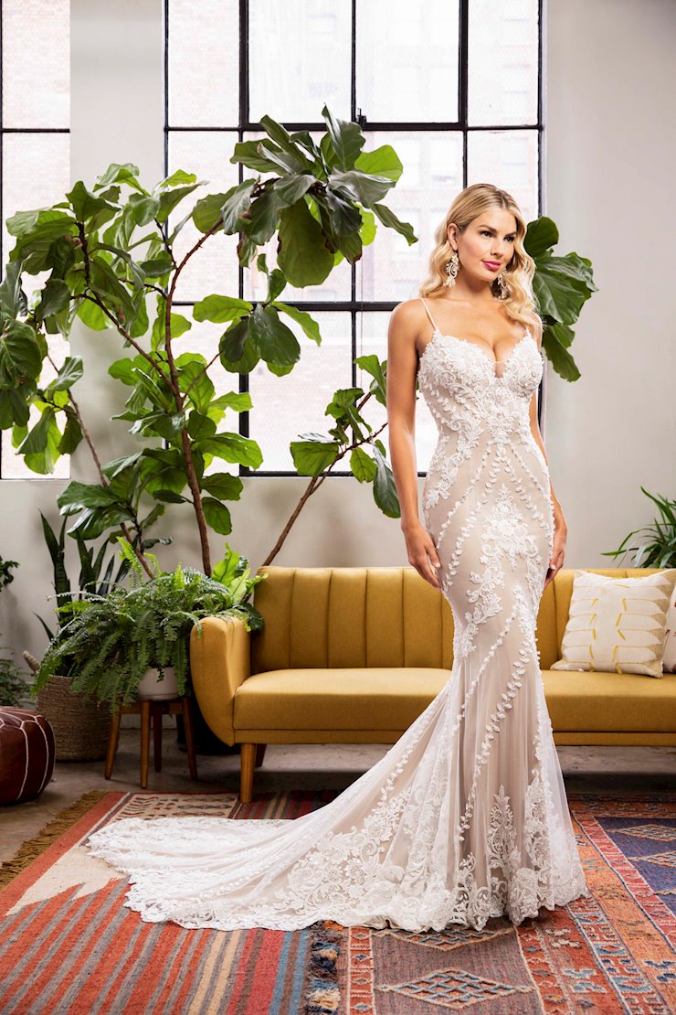 Euphoria Bridal Boutique | 1615 N Hampton Rd #200, DeSoto, TX 75115, USA | Phone: (214) 734-5140