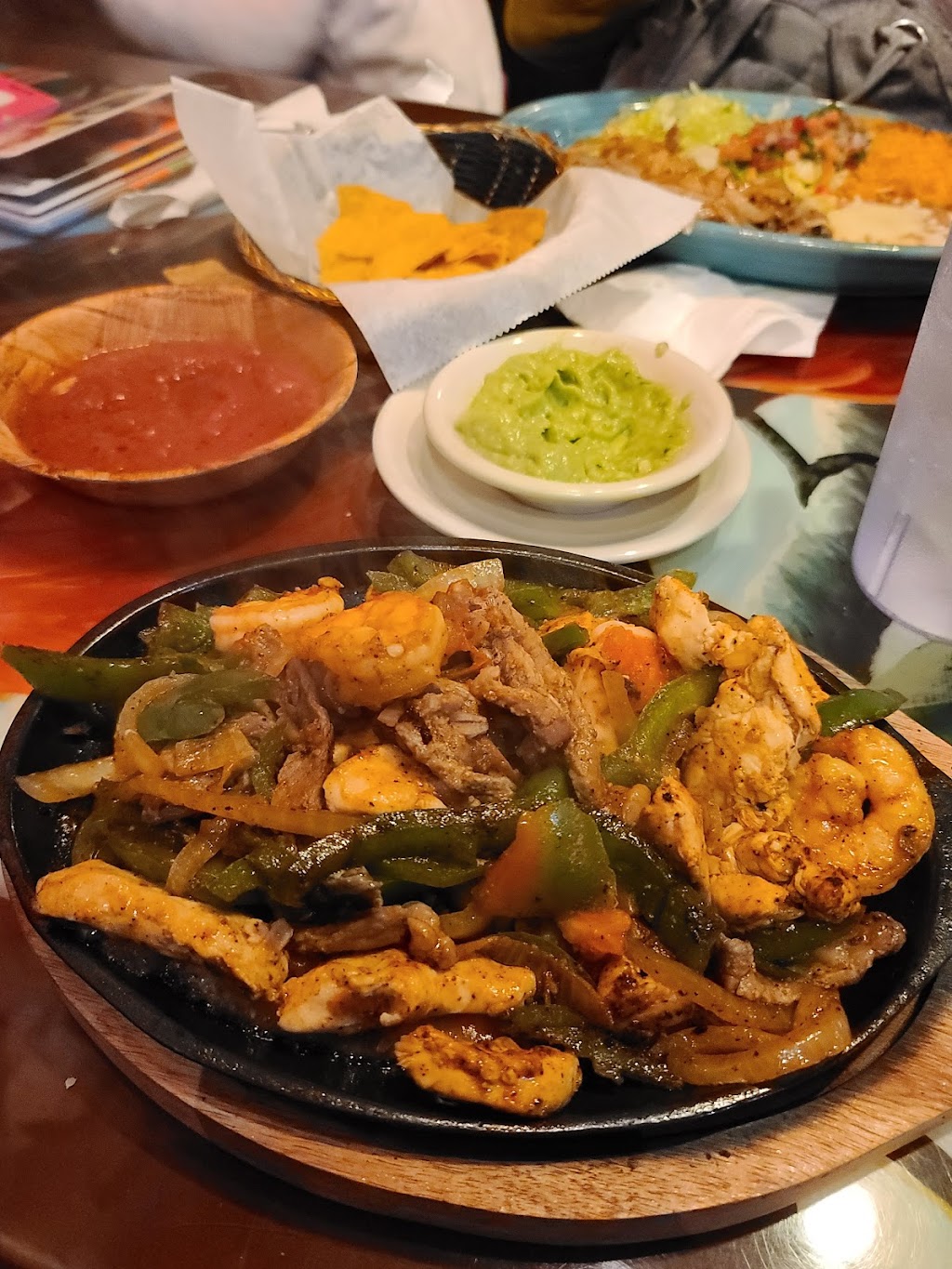 Vallartas Mexican Restaurant - Wesley Chapel | 5335 Village Market, Wesley Chapel, FL 33544, USA | Phone: (813) 907-5161