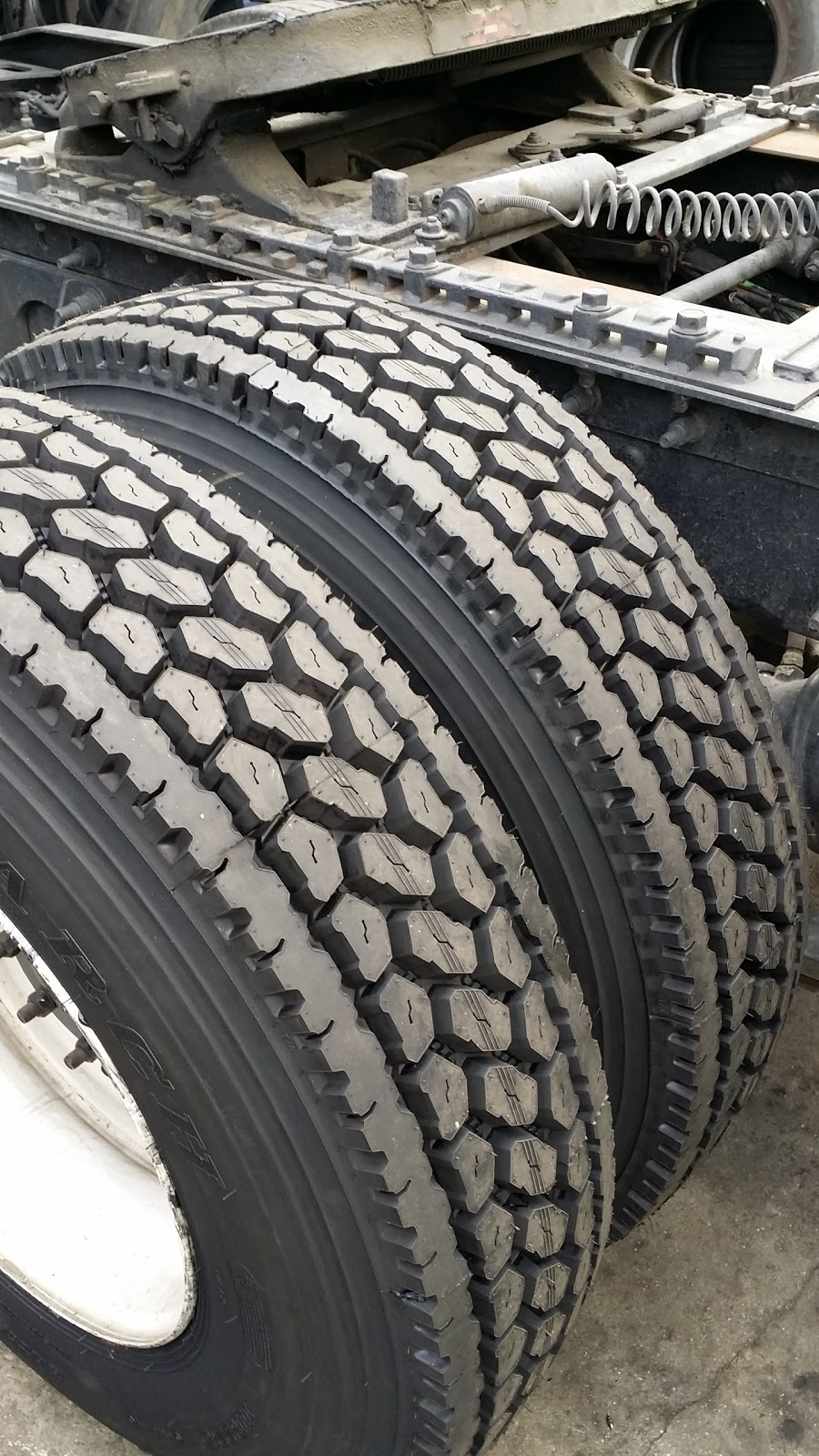 Commercial Tire Company | 3366 Leonis Blvd, Vernon, CA 90058, USA | Phone: (323) 583-1561