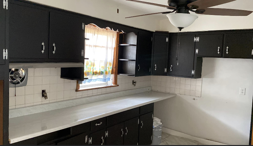 Iglesia la Gloria postrera | 1223 Oak St, Youngstown, OH 44506, USA | Phone: (267) 596-6139