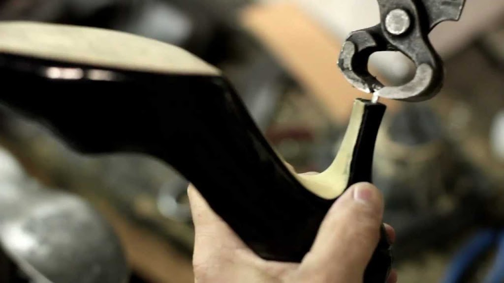 Kevins Shoe Repair | 1309A North Ave, New Rochelle, NY 10804, USA | Phone: (551) 200-3001