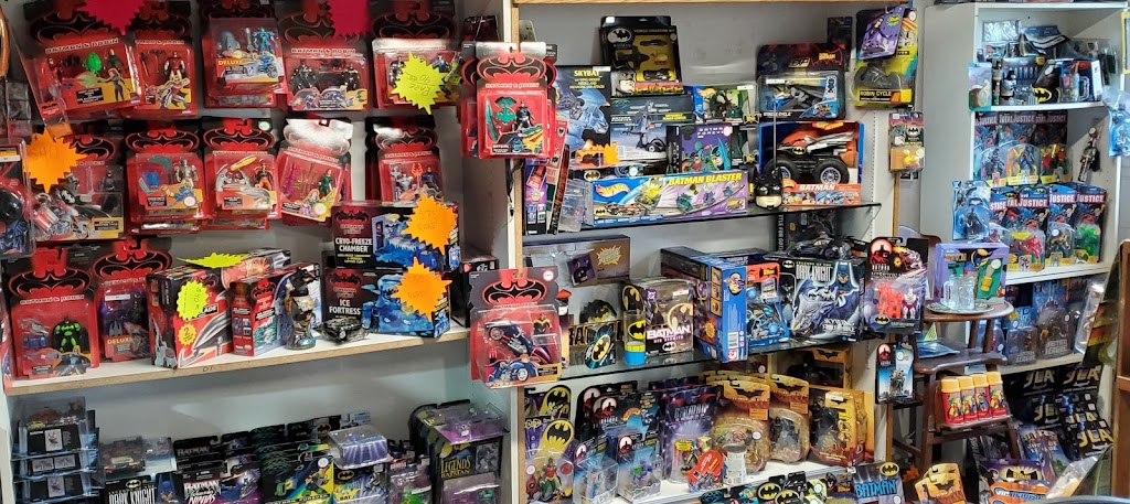 Old Maple Valley Antiques & Collectibles | 21635 Renton-Maple Valley Rd, Maple Valley, WA 98038, USA | Phone: (425) 432-9575