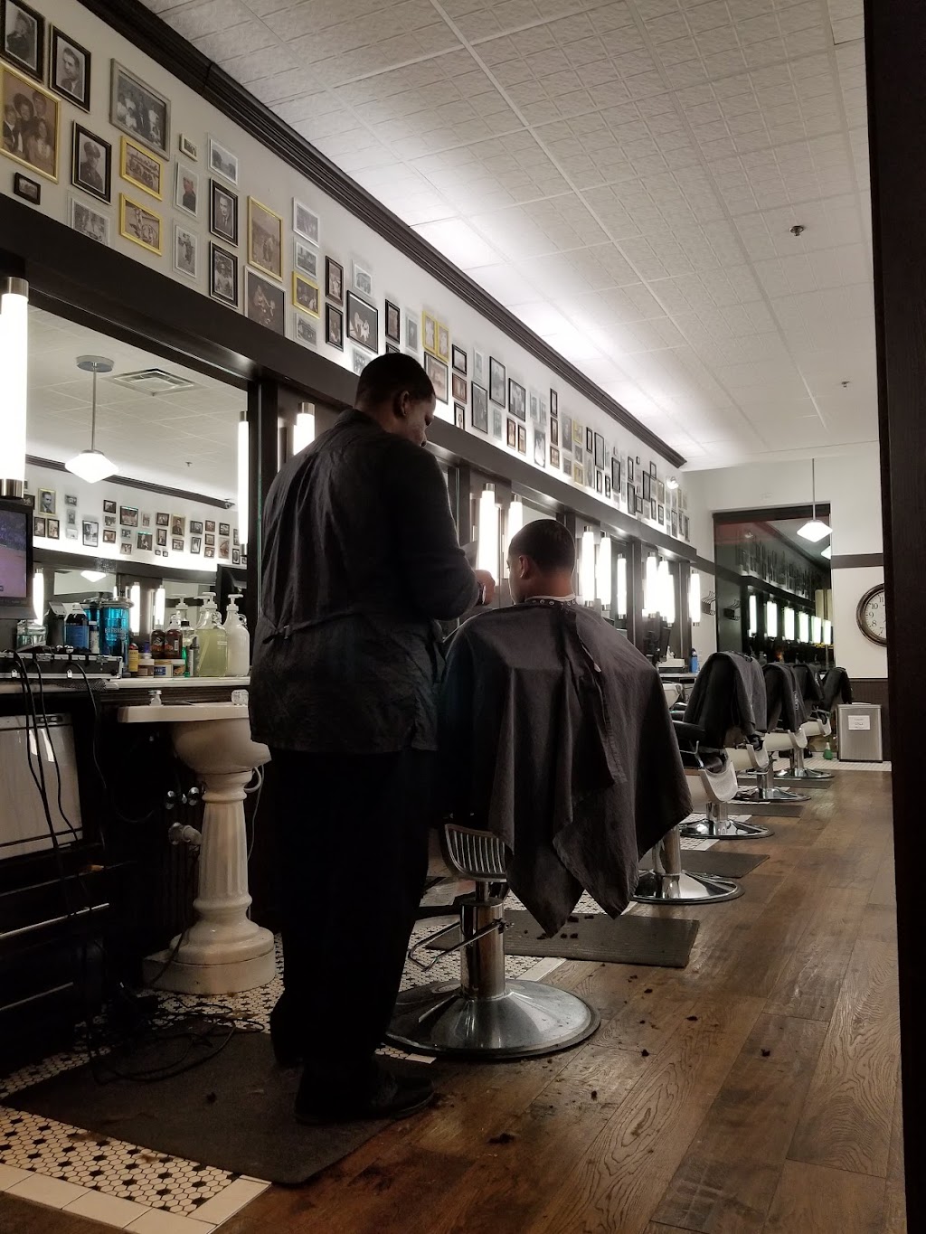 Finley’s Barbershop | 2175 E Southlake Blvd #110, Southlake, TX 76092, USA | Phone: (214) 613-1697