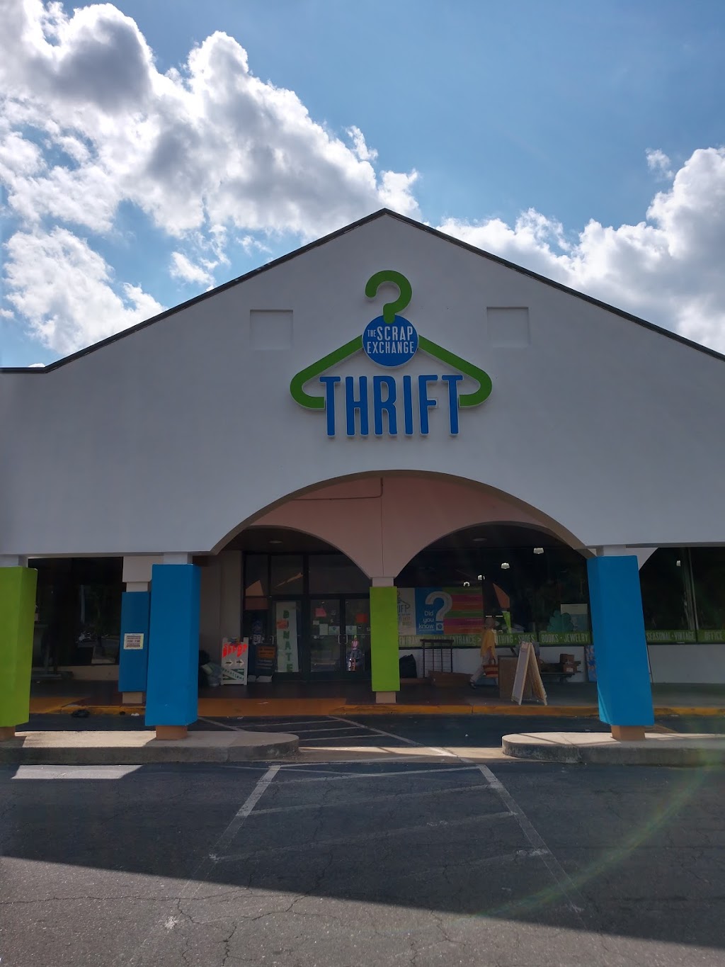 Scrap Thrift | 2020 Chapel Hill Rd #31, Durham, NC 27707, USA | Phone: (919) 402-8989