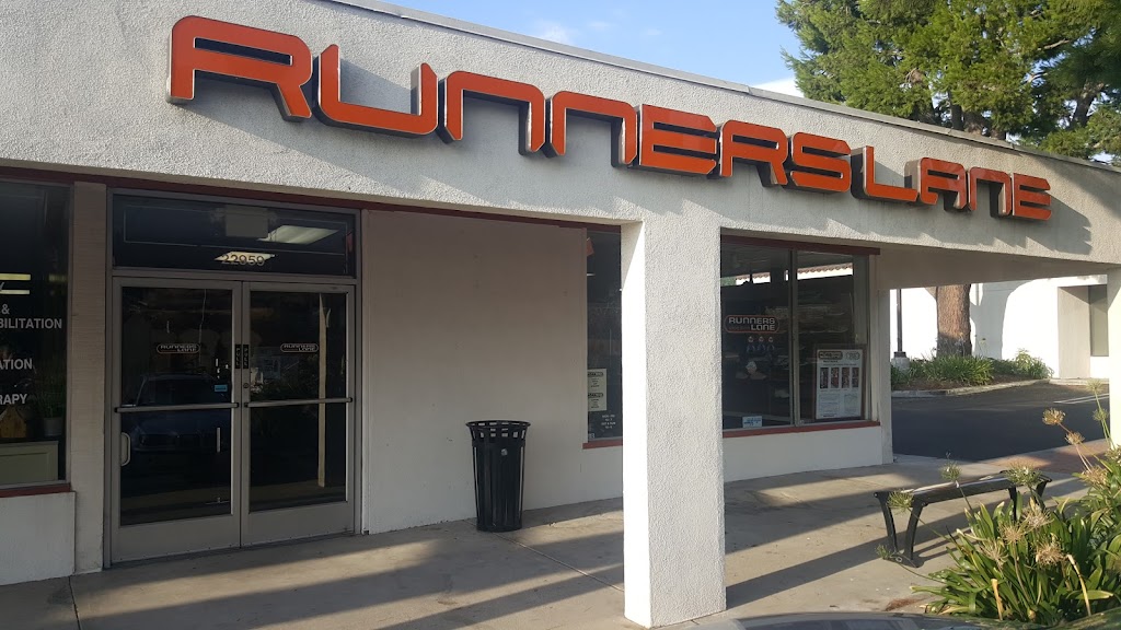 Runners Lane Santa Clarita | 22959 Soledad Canyon Rd, Santa Clarita, CA 91350, USA | Phone: (661) 260-3368
