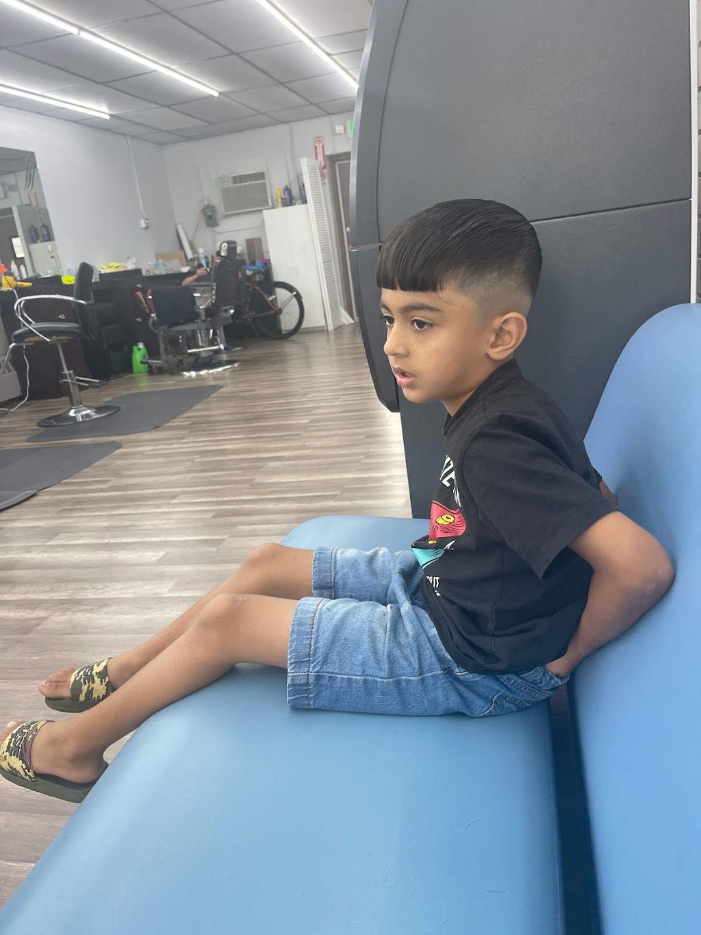 Nice Time Barbershop | 73 W Somerset St, Raritan, NJ 08869, USA | Phone: (908) 947-2797