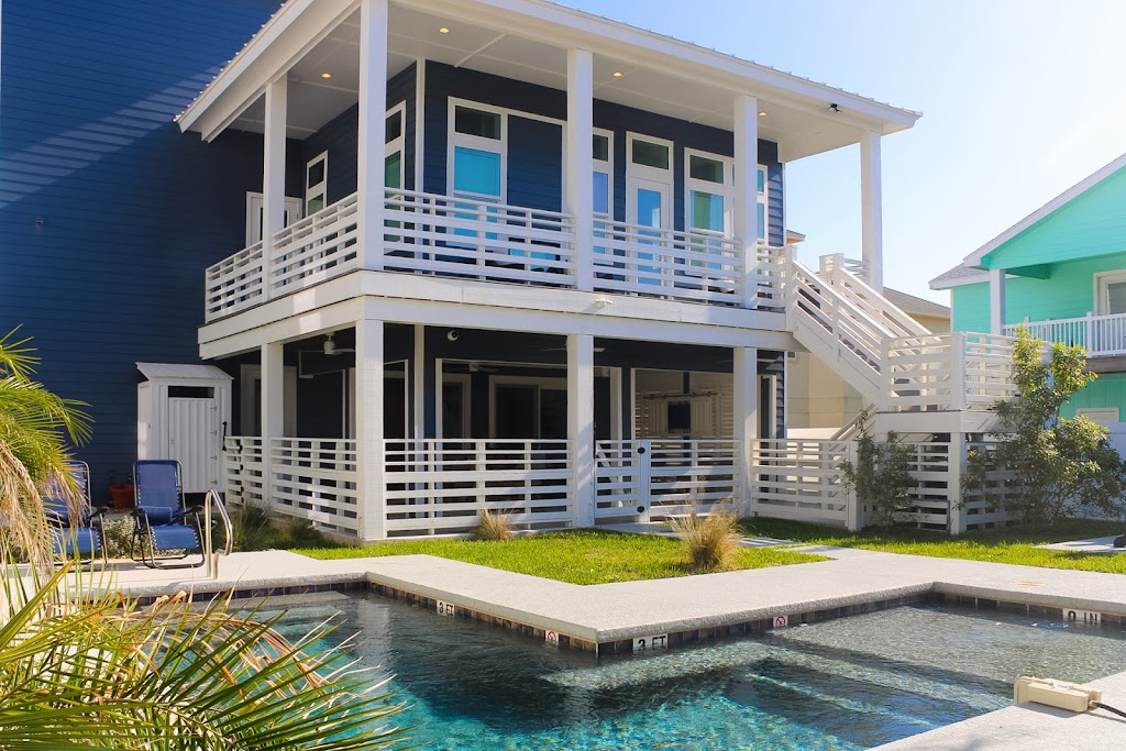 Life in Paradise Vacation Rentals | 107 Cut-Off Rd, Port Aransas, TX 78373, USA | Phone: (361) 749-7206