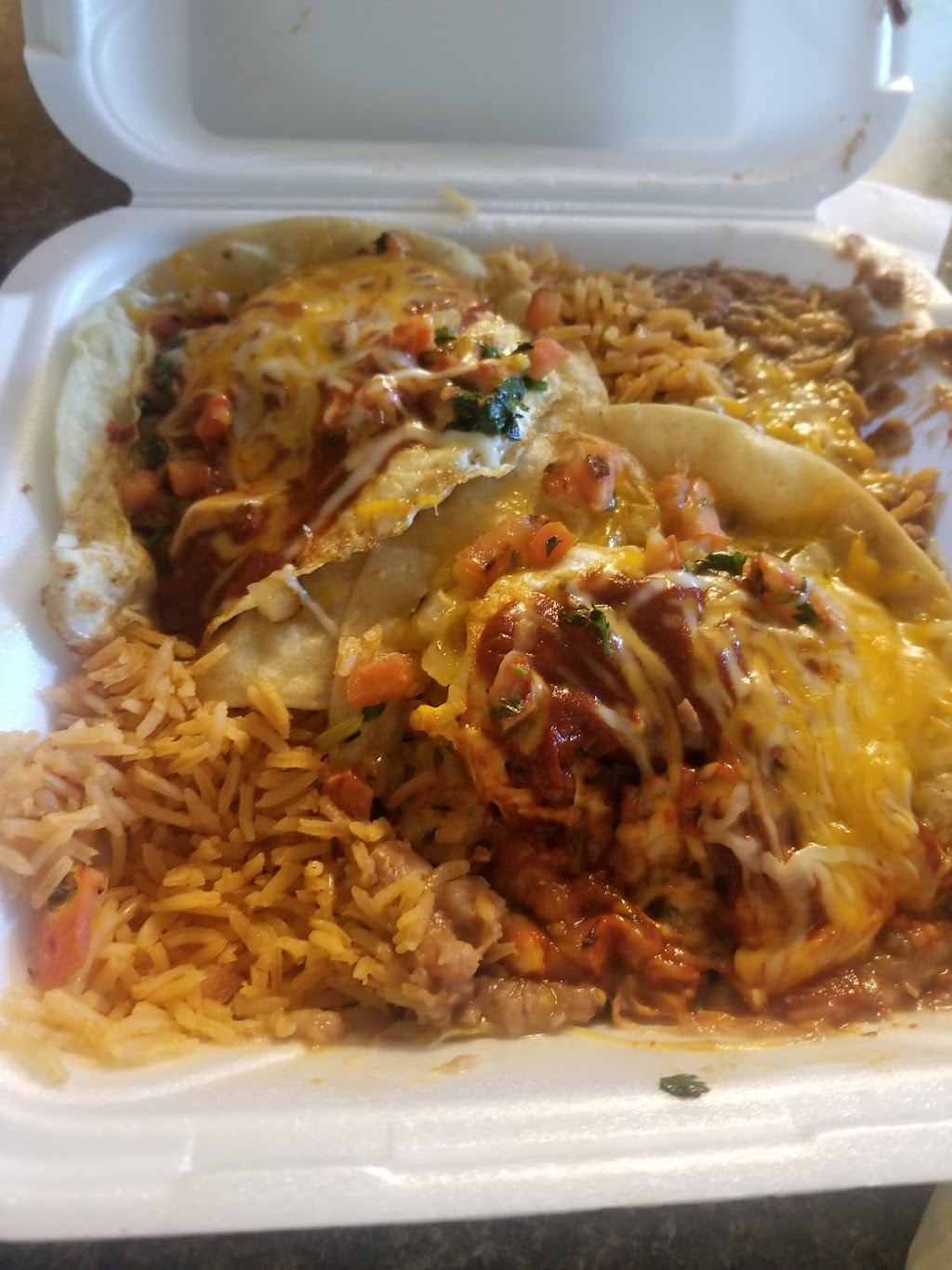 Road Runner Mexican Fast Food | 2437 West 53rd St N, Wichita, KS 67204 | Phone: (316) 209-7750