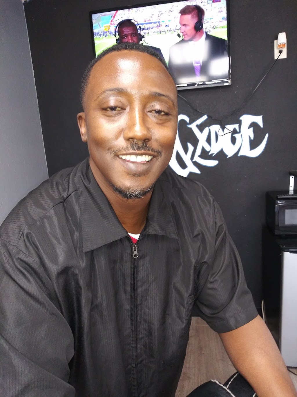 Kutt & Edge Barber | 101 Kenya St #104, Cedar Hill, TX 75104, USA | Phone: (469) 245-9531