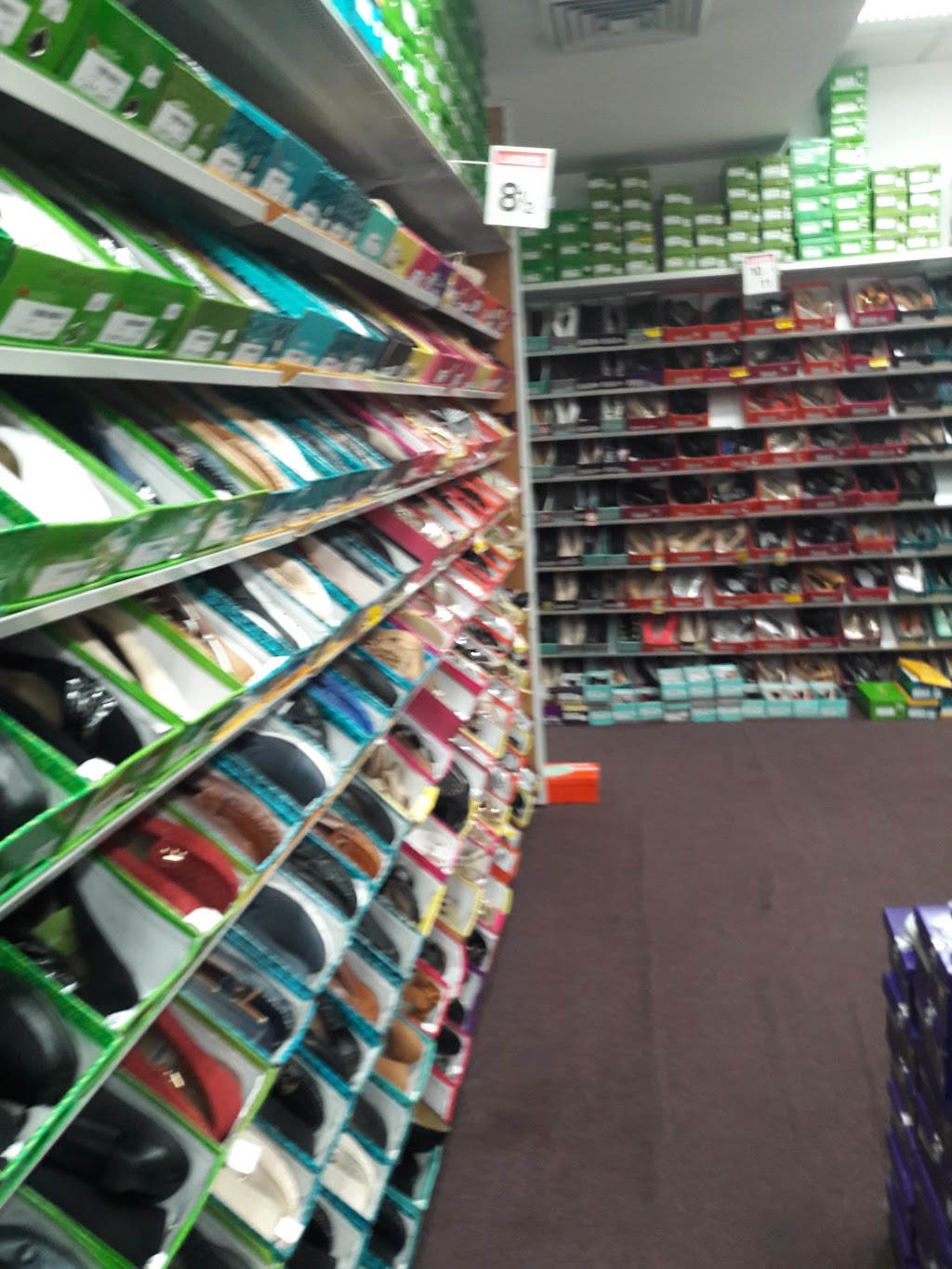 Fabco Shoes | 11918 Liberty Ave, South Richmond Hill, NY 11419, USA | Phone: (718) 641-1884